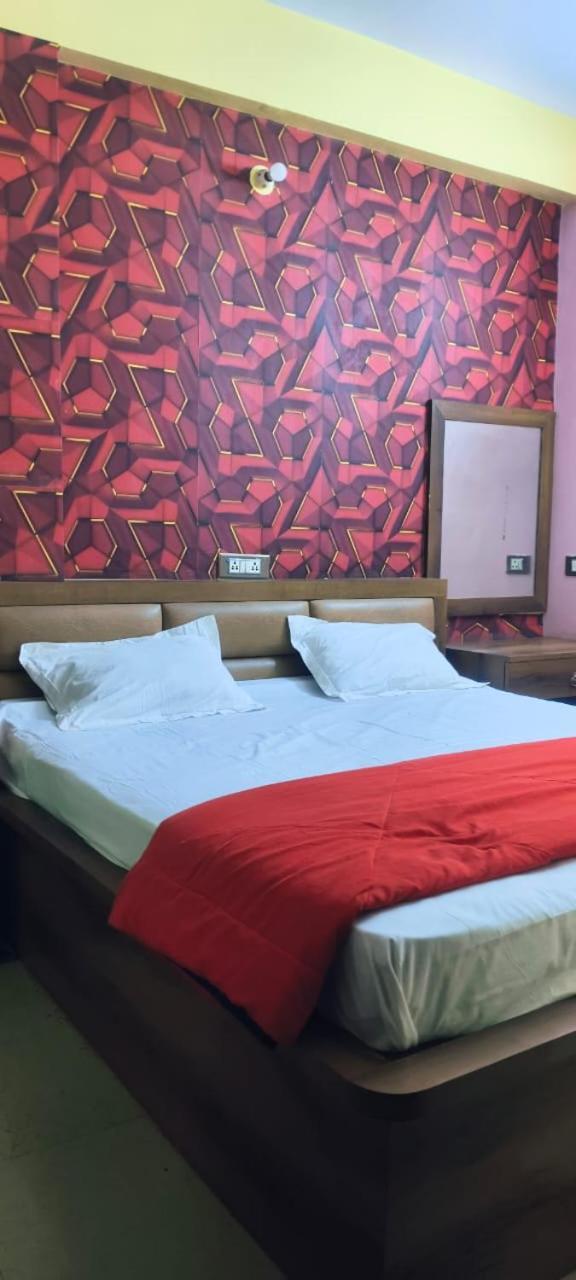 Homestay Marina -okhlee *